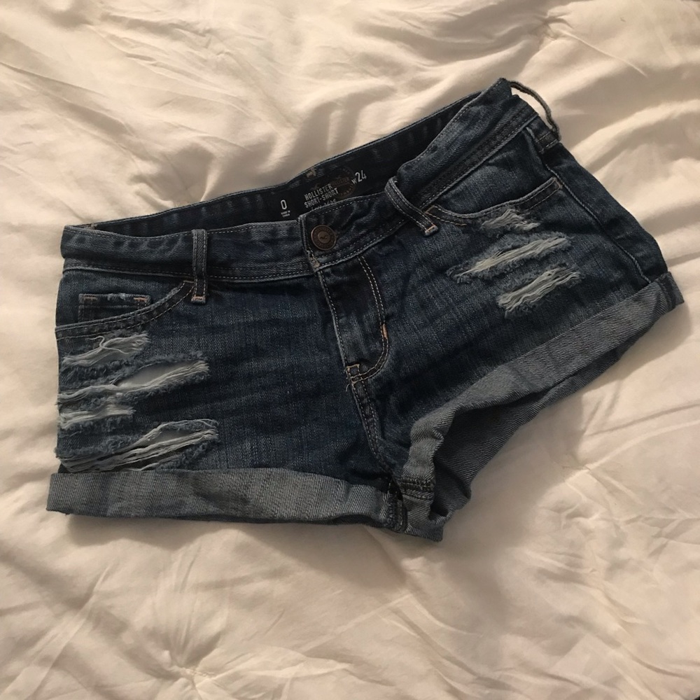 Hollister distress shorts